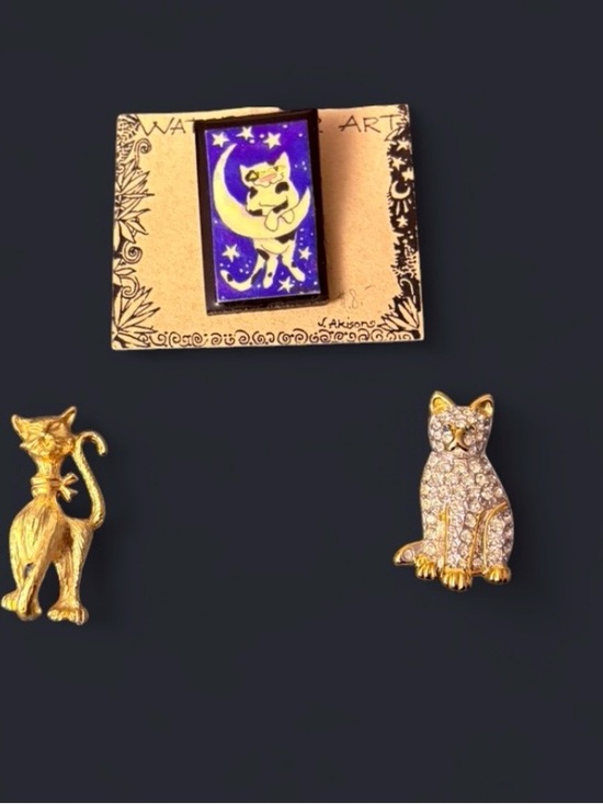Vintage Jewelry - Cat Brooch Vintage- Buyer’s Choice
